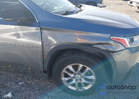 2018 Chevrolet Traverse Ls z USA, uszkodzony, nr VIN 1GNERFKW1JJ283849